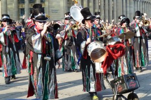 carnival-parade-costumes